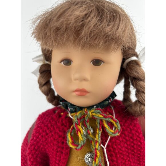 Original Käthe Kruse Stoffpuppe Doll Evchen With Red Sweater & Backpack - Picture 9 of 10